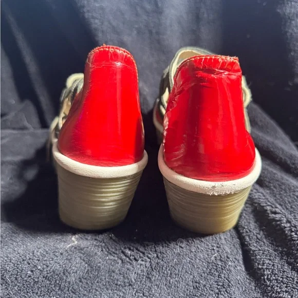 Fly London Lace-Up Patent Leather Wedges – EU 39 / US 9 Fit - Picture 6 of 9